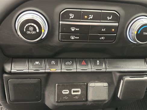 Used 2024 Chevrolet Silverado 1500 Custom w/ LPO, Dark Essentials Package AWD/4WD image 20