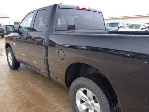 Used 2014 RAM 1500 ST w/ SXT Appearance Group image 9