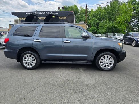 Used 2008 Toyota Sequoia Platinum w/ Cold Area Pkg AWD/4WD image 2