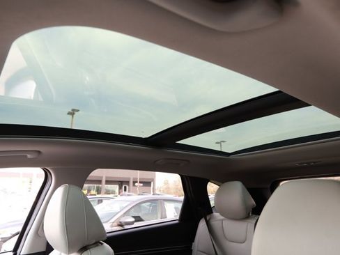 Used 2024 Hyundai Tucson Limited image 22