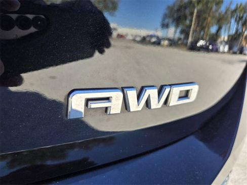 Used 2022 GMC Terrain Denali w/ LPO, 'HIT The Road' Package image 18