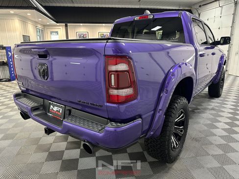 Used 2024 RAM 1500 Laramie AWD/4WD image 8