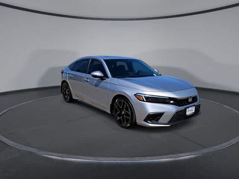 Used 2023 Honda Civic Sport Touring image 2