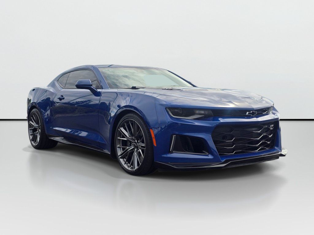 Used 2023 Chevrolet Camaro ZL1 RWD image 7