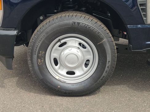 New 2025 Ford F250 XL w/ 360-Degree Camera Package image 7