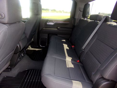 Used 2023 Chevrolet Silverado 1500 LT image 25