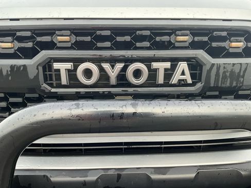Used 2021 Toyota Tacoma SR image 10