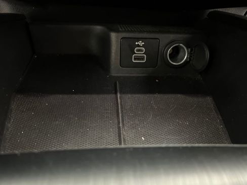 Used 2024 Ford Escape ST-Line w/ Cold Weather Package image 45