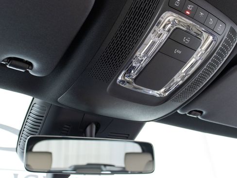 New 2025 Mercedes-Benz GLA 250 4MATIC image 22