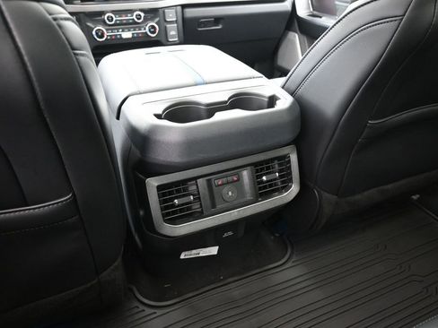 New 2026 Ford F250 Platinum image 27