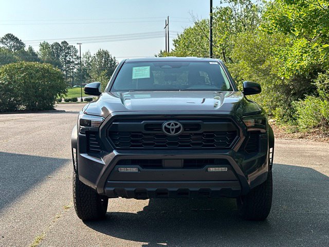 Used 2024 Toyota Tacoma TRD Off-Road AWD/4WD image 8