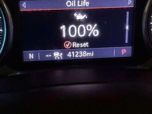 Used 2022 Chevrolet Equinox RS w/ RS Leather Package image 16