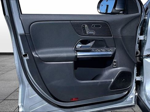 Used 2026 Mercedes-Benz GLA 250 4MATIC image 23