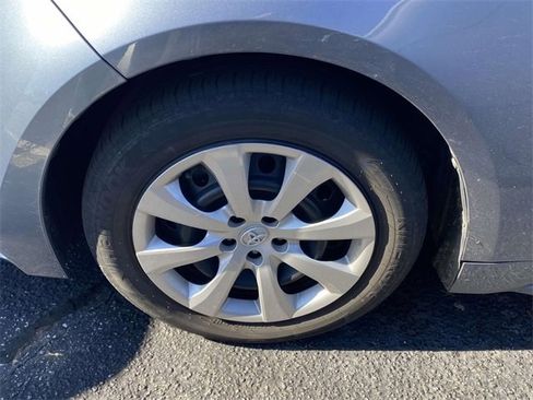 Used 2024 Toyota Corolla LE image 9