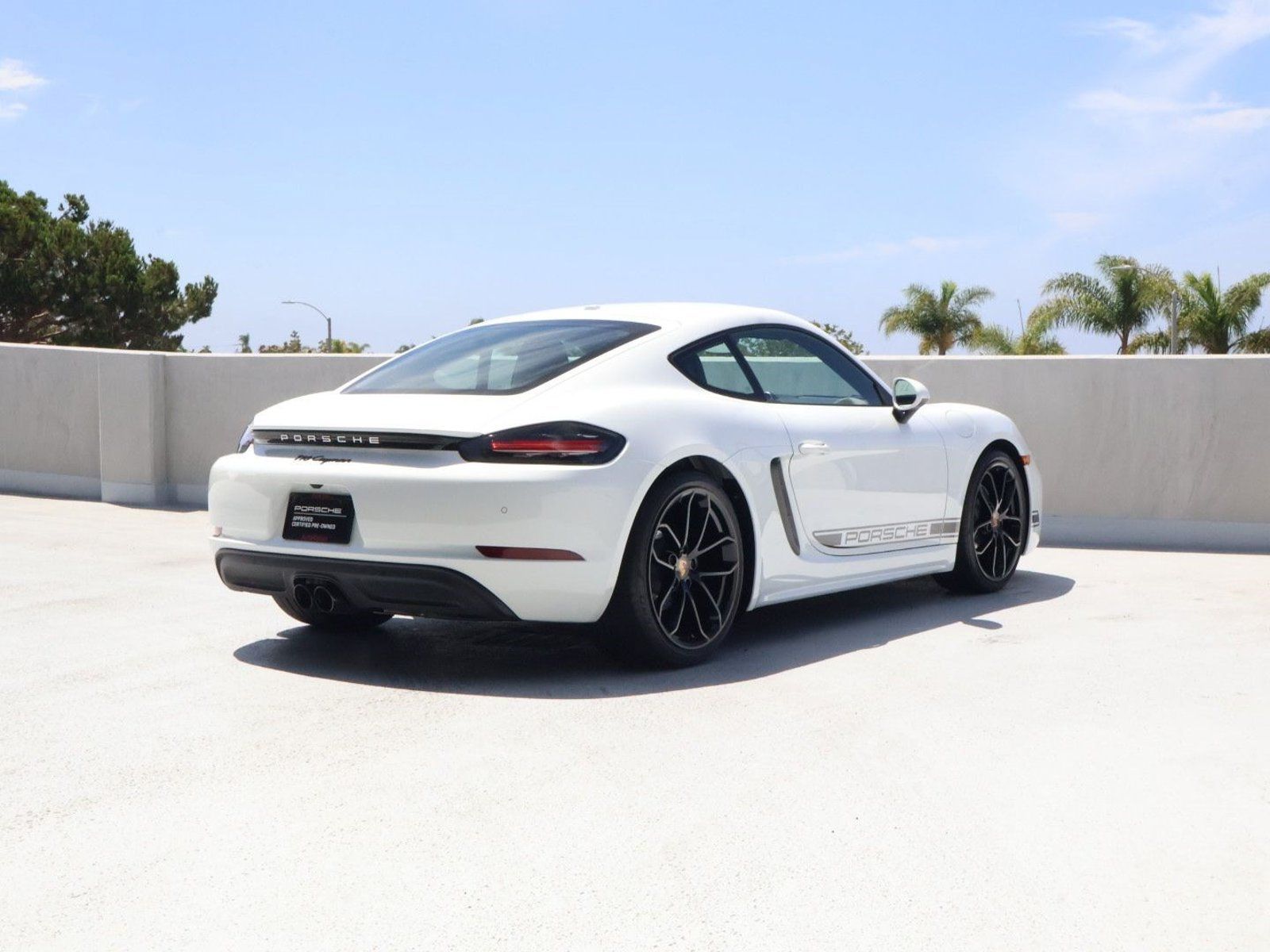 Certified 2024 Porsche 718 Cayman RWD image 9