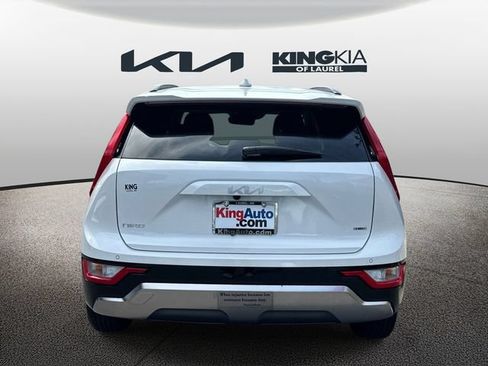 Used 2025 Kia Niro FWD image 24