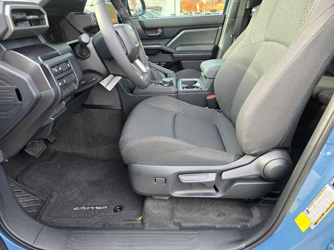 Certified 2025 Toyota 4Runner SR5 image 23