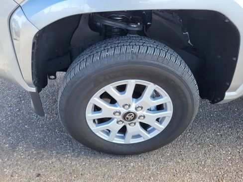 Certified 2025 Toyota Tacoma SR5 image 24