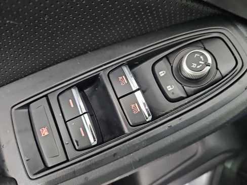 Used 2022 Subaru Crosstrek 2.5i Limited w/ Moonroof Package 1 image 17