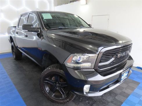 Used 2018 RAM 1500 Sport image 5