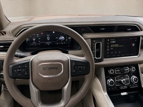 Used 2024 GMC Yukon Denali RWD image 14