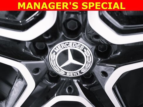 Used 2022 Mercedes-Benz CLA 250 4MATIC image 8