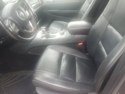 Used 2021 Jeep Grand Cherokee Limited AWD/4WD image 6