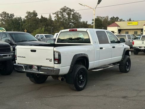 Used 2006 Dodge Ram 2500 Truck SLT AWD/4WD image 4