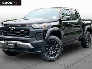 Used 2023 Chevrolet Colorado Trail Boss w/ Advanced Trailering Package AWD/4WD video 1