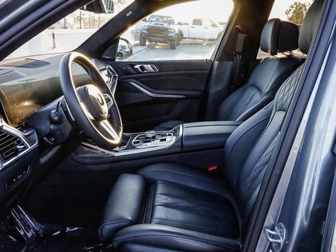 Used 2026 BMW X7 M60i image 22