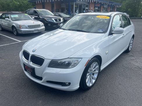 Used 2011 BMW 328i xDrive Sedan image 1