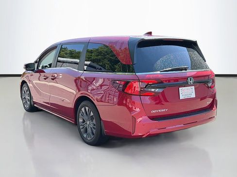 Used 2026 Honda Odyssey Touring image 6