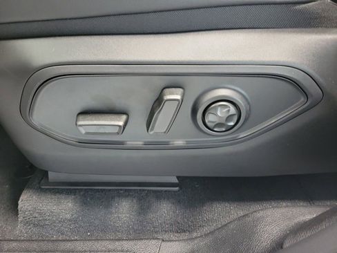 New 2025 Jeep Grand Cherokee Limited AWD/4WD image 10