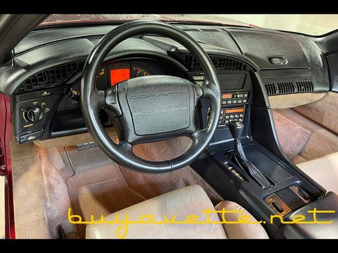 Used 1992 Chevrolet Corvette Convertible image 17
