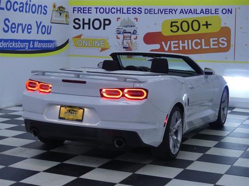 Used 2022 Chevrolet Camaro LT w/ Technology Package image 6