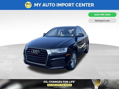 Used 2018 Audi Q3 2.0T Premium w/ Convenience Package AWD/4WD image 3