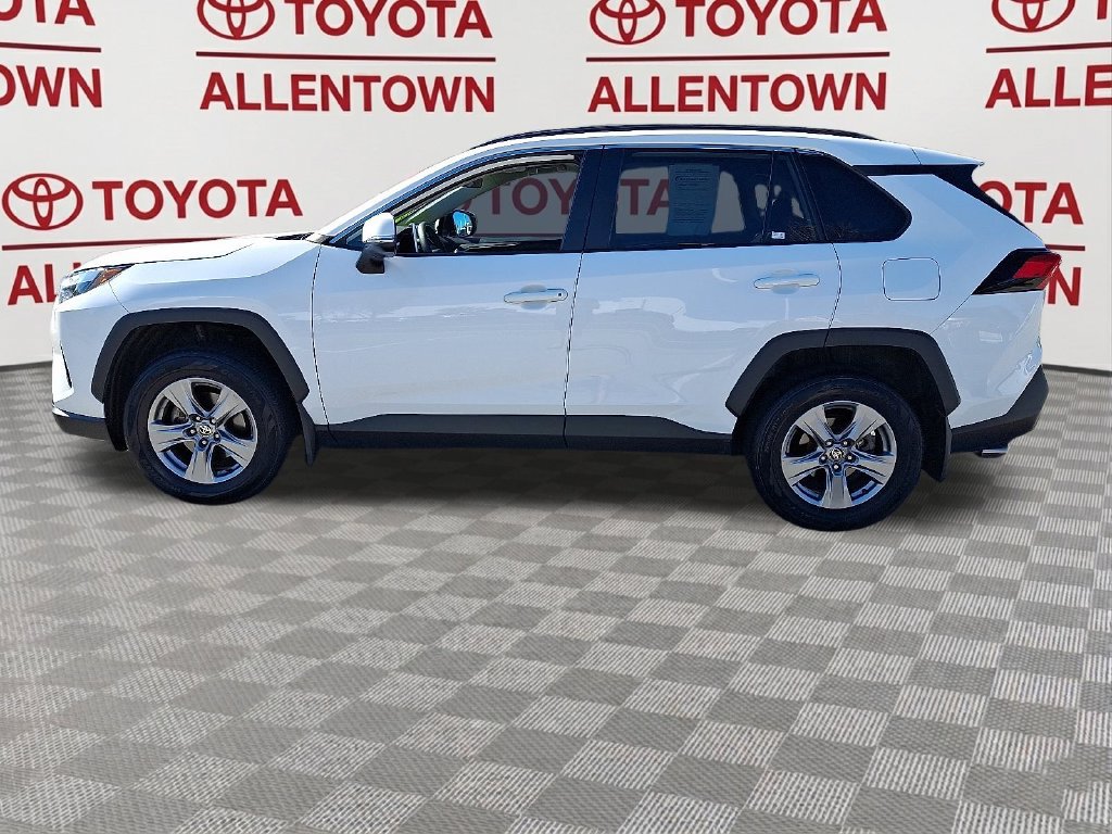 Used 2024 Toyota RAV4 XLE w/ Convenience Package AWD/4WD image 4