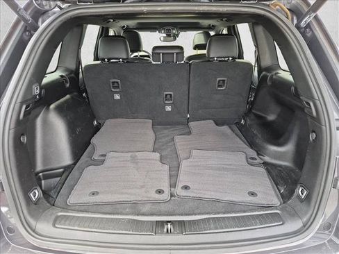 Used 2024 Jeep Grand Cherokee Altitude AWD/4WD image 6