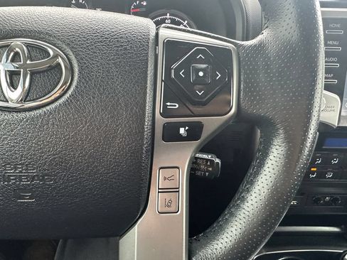 Used 2022 Toyota 4Runner Limited AWD/4WD image 20