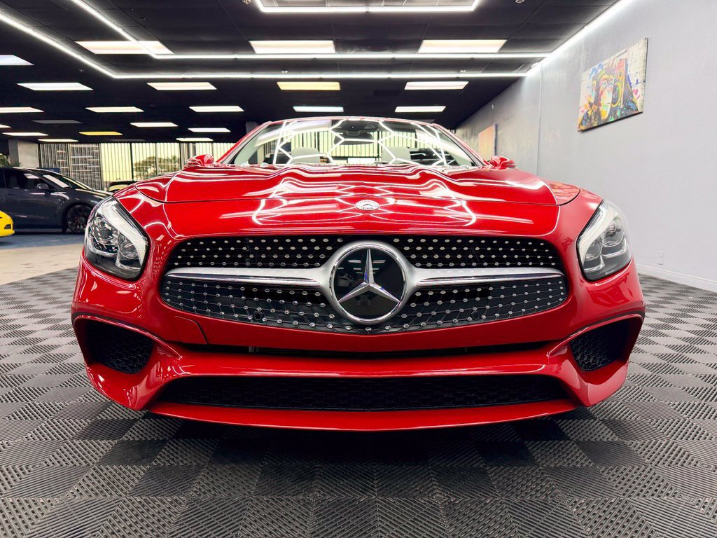 Used 2017 Mercedes-Benz SL 550 w/ Driver Assistance Package image 3