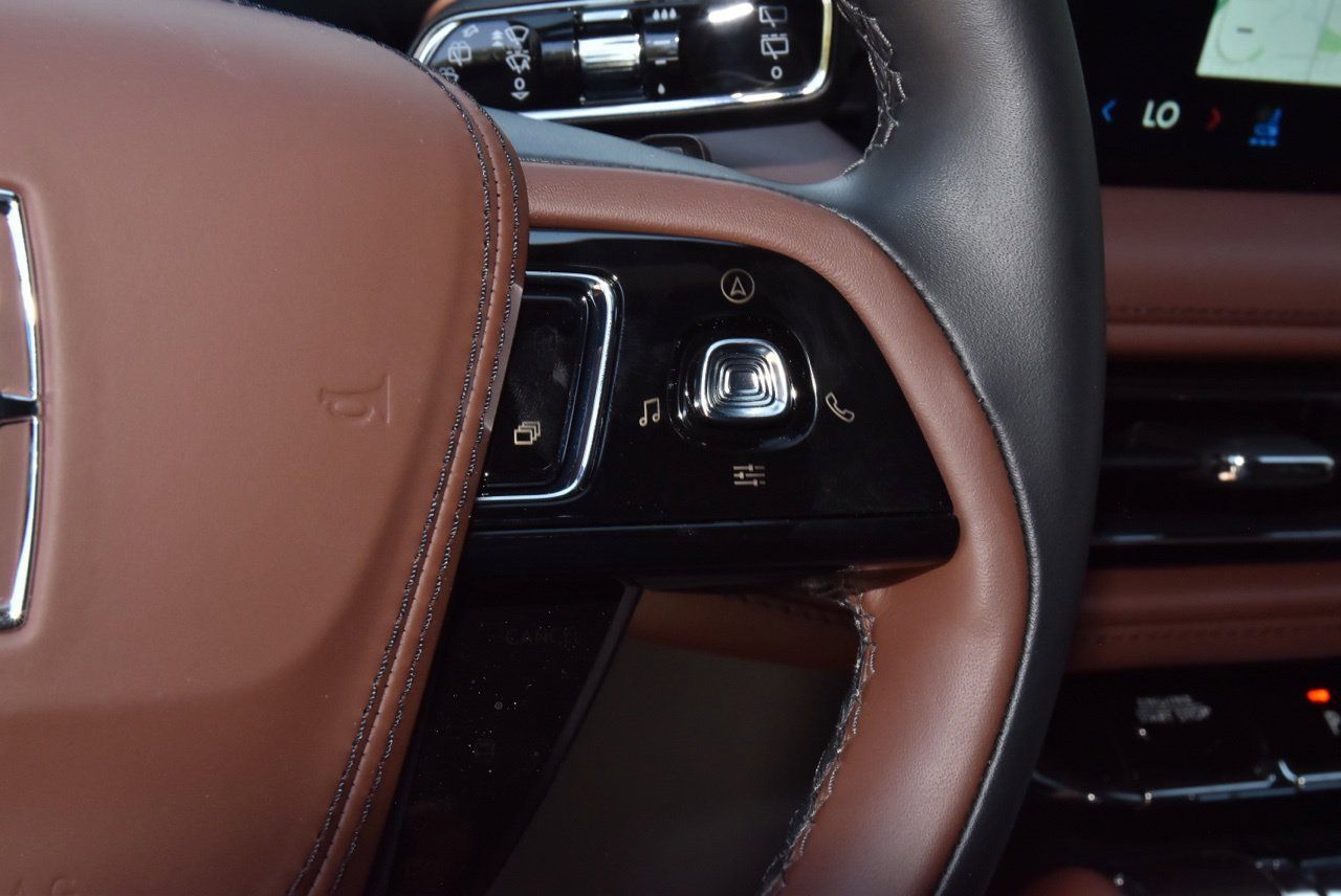 New 2026 Lincoln Aviator Reserve AWD/4WD image 27