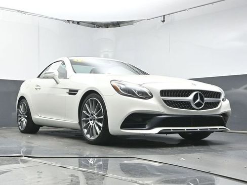Used 2019 Mercedes-Benz SLC 300 image 29