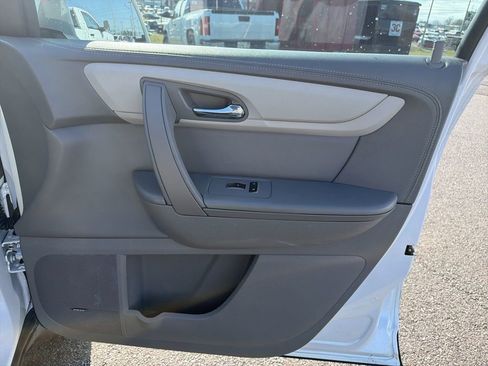 Used 2016 Chevrolet Traverse LT image 20