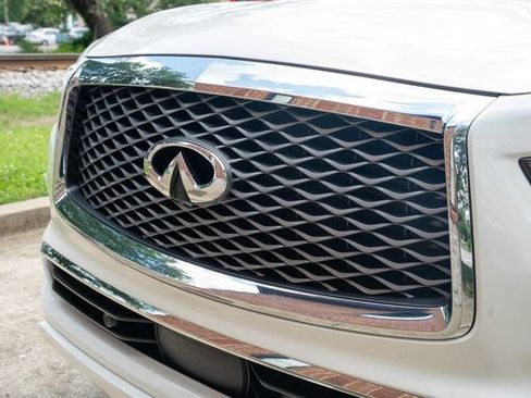 Used 2023 INFINITI QX80 Sensory w/ Cargo Package AWD/4WD image 17