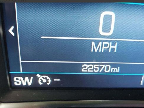 Used 2023 GMC Acadia SLE w/ Driver Convenience Package image 15