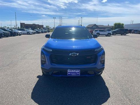 Used 2025 Chevrolet Equinox RS w/ Safety and Technology Package FWD image 7