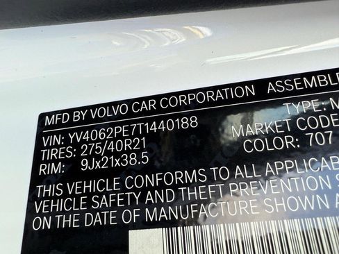 New 2026 Volvo XC90 B6 Plus w/ Protection Package Premier image 19