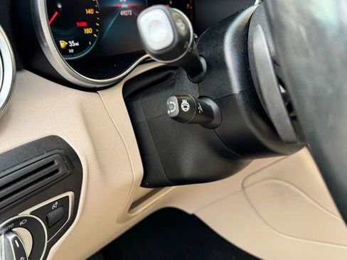 Used 2021 Mercedes-Benz GLC 300 4MATIC image 16