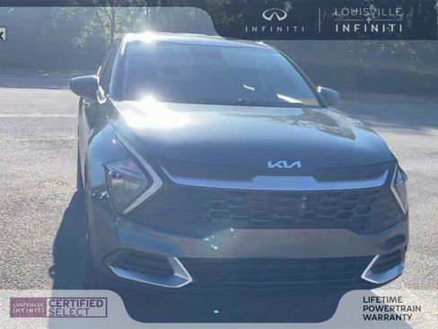 Used 2023 Kia Sportage LX image 3