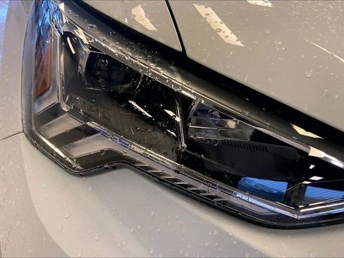 Certified 2024 Audi Q3 2.0T Premium image 27